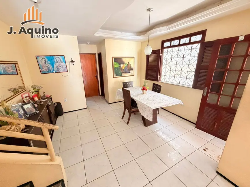 Foto 6 de Casa com 4 quartos à venda, 218m2 em Jardim das Oliveiras, Fortaleza - CE