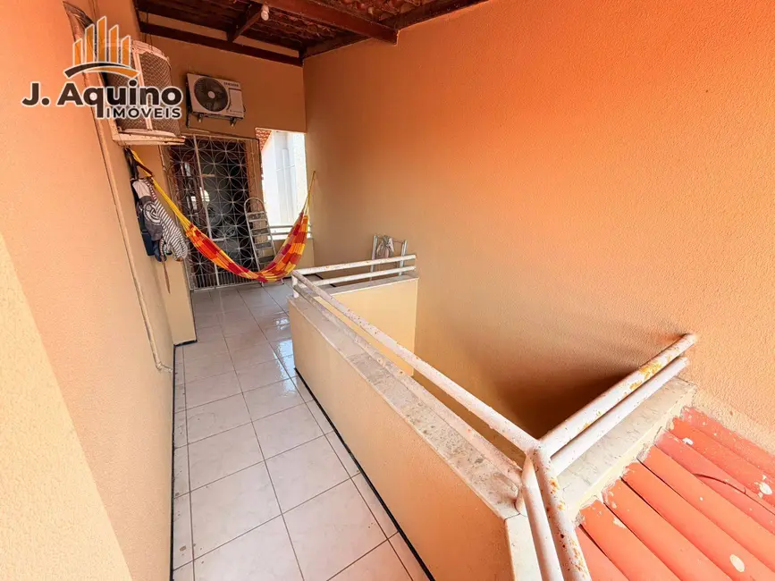 Foto 7 de Casa com 4 quartos à venda, 218m2 em Jardim das Oliveiras, Fortaleza - CE