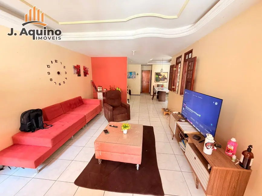 Foto 2 de Casa com 4 quartos à venda, 218m2 em Jardim das Oliveiras, Fortaleza - CE