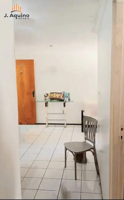 Foto 4 de Apartamento com 3 quartos à venda, 65m2 em Meireles, Fortaleza - CE