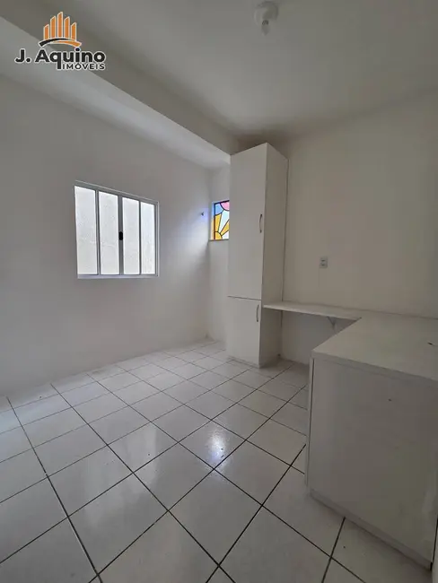 Casa com 4 quartos à venda, 145m2 em Fortaleza - CE - imagem 9 Foto 9 de Casa com 4 quartos à venda, 145m2 em Fortaleza - CE