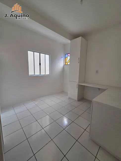 Casa com 4 quartos à venda, 145m2 em Fortaleza - CE - imagem 8 Foto 8 de Casa com 4 quartos à venda, 145m2 em Fortaleza - CE