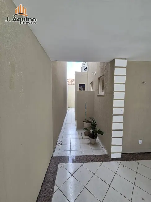 Casa com 4 quartos à venda, 145m2 em Fortaleza - CE - imagem 5 Foto 5 de Casa com 4 quartos à venda, 145m2 em Fortaleza - CE