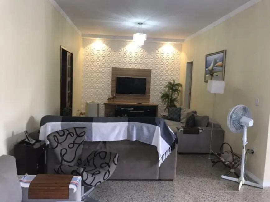 Foto 2 de Casa com 3 quartos à venda, 250m2 em Sapiranga, Fortaleza - CE