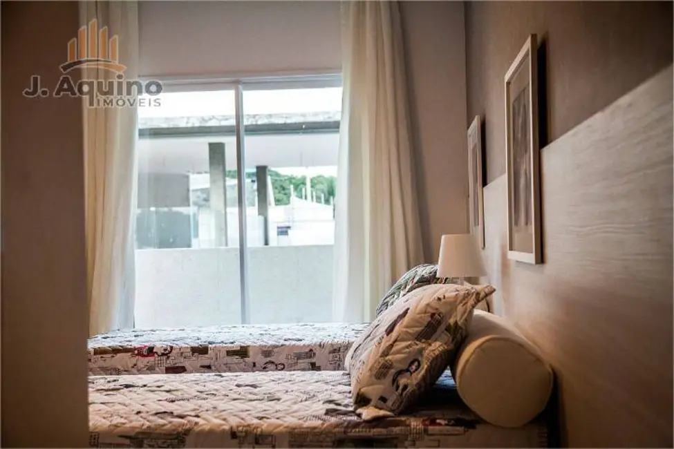 Casa de Condomínio com 3 quartos à venda, 237m2 em Sabiaguaba, Fortaleza - CE - imagem 7 Foto 7 de Casa de Condomínio com 3 quartos à venda, 237m2 em Sabiaguaba, Fortaleza - CE