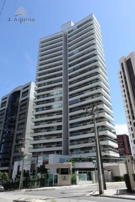 Foto 2 de Apartamento com 3 quartos à venda, 104m2 em Cocó, Fortaleza - CE