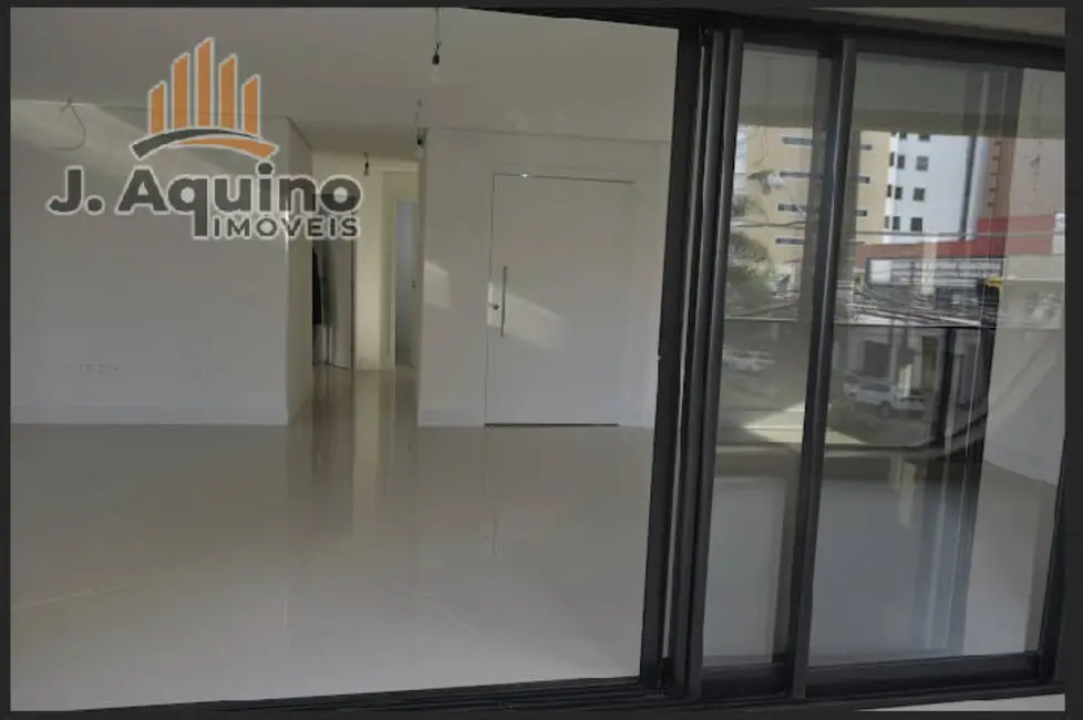 Apartamento com 4 quartos à venda, 254m2 em Meireles, Fortaleza - CE - imagem 9 Foto 9 de Apartamento com 4 quartos à venda, 254m2 em Meireles, Fortaleza - CE