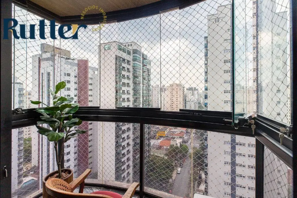Foto 2 de Apartamento com 3 quartos à venda, 190m2 em Indianópolis, São Paulo - SP