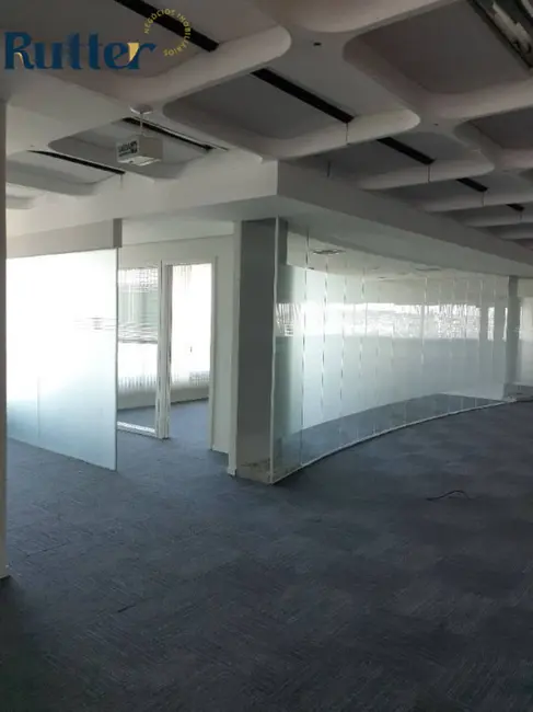 Foto 2 de Sala Comercial à venda e para alugar, 2844m2 em Jardim São Luís, São Paulo - SP