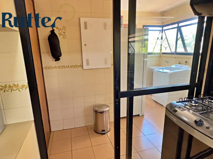 Apartamento com 3 quartos à venda, 185m2 em Indianópolis, São Paulo - SP - imagem 6 Foto 6 de Apartamento com 3 quartos à venda, 185m2 em Indianópolis, São Paulo - SP