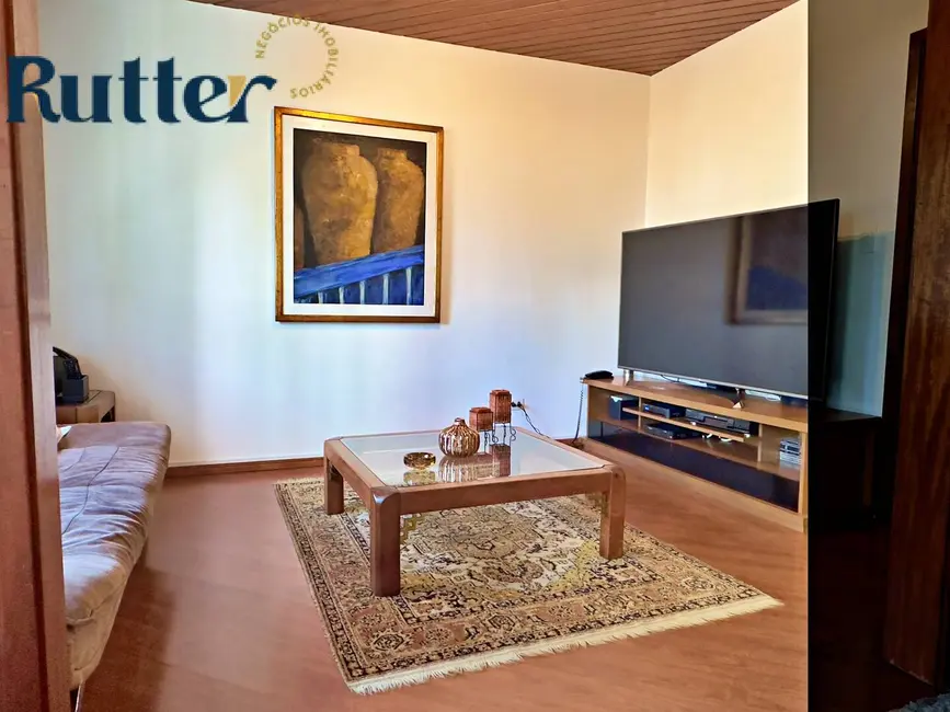 Apartamento com 3 quartos à venda, 185m2 em Indianópolis, São Paulo - SP - imagem 3 Foto 3 de Apartamento com 3 quartos à venda, 185m2 em Indianópolis, São Paulo - SP