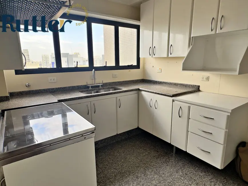 Foto 2 de Apartamento com 3 quartos à venda, 147m2 em Indianópolis, São Paulo - SP