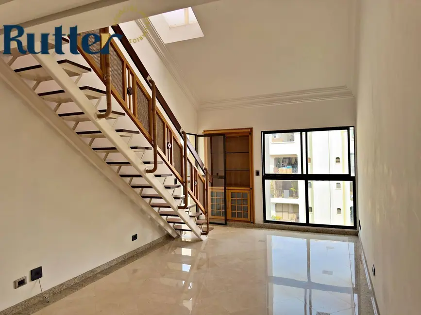 Apartamento com 3 quartos à venda, 245m2 em Indianópolis, São Paulo - SP - imagem 1 Foto 1 de Apartamento com 3 quartos à venda, 245m2 em Indianópolis, São Paulo - SP