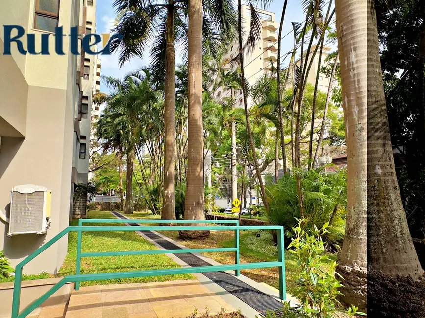 Apartamento com 3 quartos à venda, 245m2 em Indianópolis, São Paulo - SP - imagem 3 Foto 3 de Apartamento com 3 quartos à venda, 245m2 em Indianópolis, São Paulo - SP