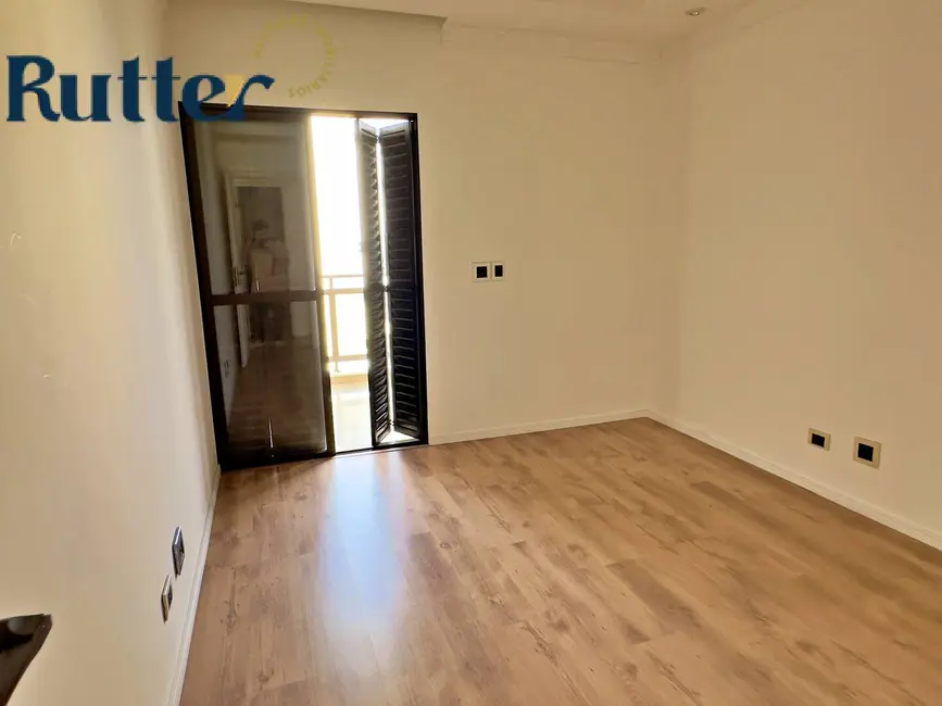 Apartamento com 3 quartos à venda, 245m2 em Indianópolis, São Paulo - SP - imagem 5 Foto 5 de Apartamento com 3 quartos à venda, 245m2 em Indianópolis, São Paulo - SP