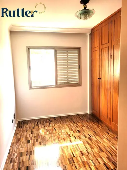 Apartamento com 2 quartos à venda, 87m2 em Moema, São Paulo - SP - imagem 3 Foto 3 de Apartamento com 2 quartos à venda, 87m2 em Moema, São Paulo - SP