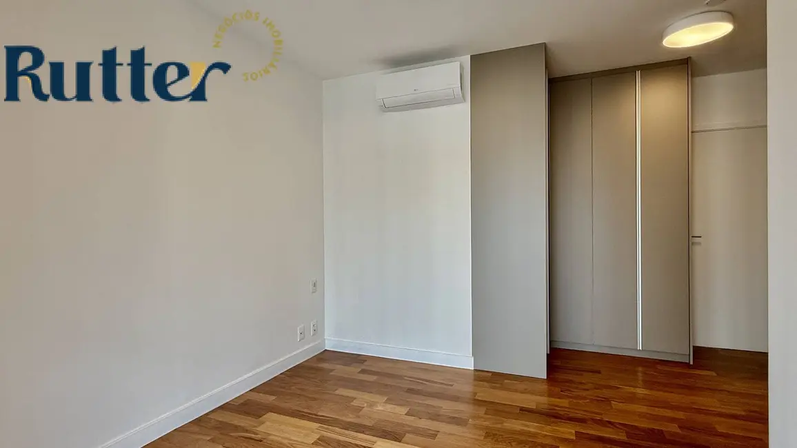 Apartamento à venda, 160m2 em Vila Olímpia, São Paulo - SP - imagem 9 Foto 9 de Apartamento à venda, 160m2 em Vila Olímpia, São Paulo - SP