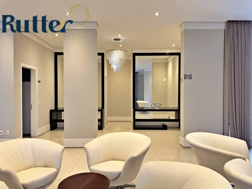 Apartamento à venda, 306m2 em Moema, São Paulo - SP - imagem 5 Foto 5 de Apartamento à venda, 306m2 em Moema, São Paulo - SP