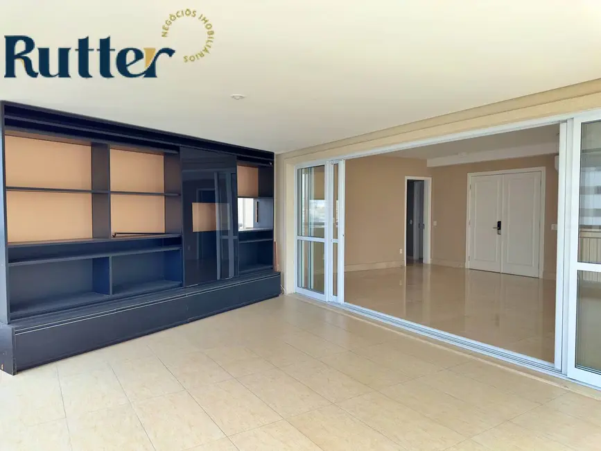 Apartamento à venda, 306m2 em Moema, São Paulo - SP - imagem 3 Foto 3 de Apartamento à venda, 306m2 em Moema, São Paulo - SP