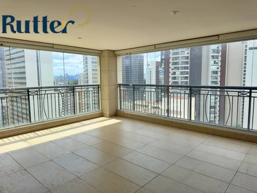 Apartamento à venda, 306m2 em Moema, São Paulo - SP - imagem 7 Foto 7 de Apartamento à venda, 306m2 em Moema, São Paulo - SP