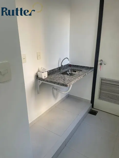 Foto 2 de Sala Comercial para alugar, 130m2 em Brooklin Paulista, São Paulo - SP
