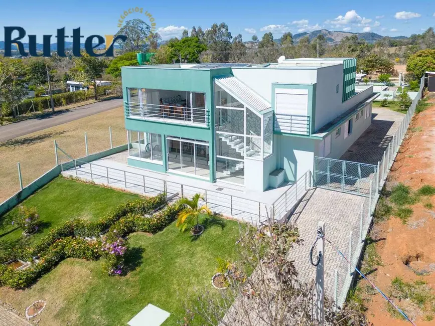 Foto 1 de Casa com 4 quartos à venda, 1055m2 em Piracaia - SP