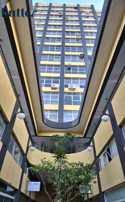 Sala Comercial à venda, 30m2 em Santo Amaro, São Paulo - SP - imagem 1 Foto 1 de Sala Comercial à venda, 30m2 em Santo Amaro, São Paulo - SP
