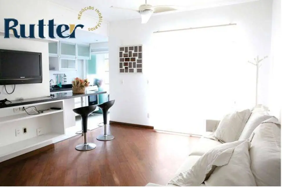 Foto 2 de Apartamento com 2 quartos para alugar, 76m2 em Moema, São Paulo - SP