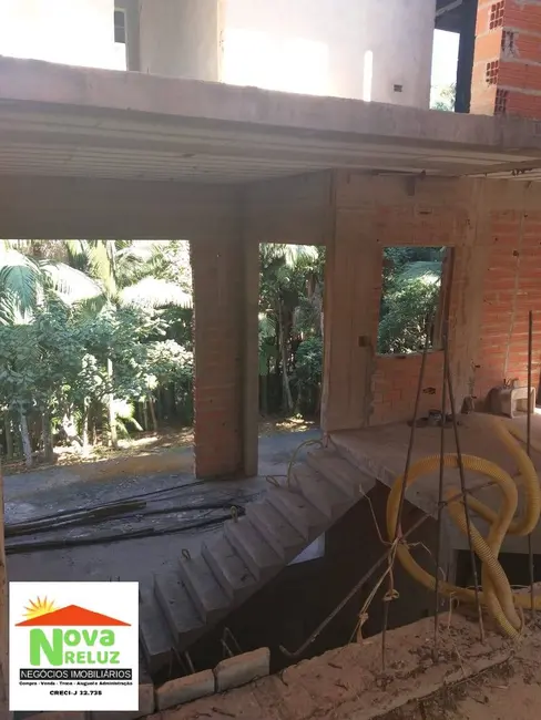 Foto 53 de Chácara à venda em Ribeirao Pires - SP