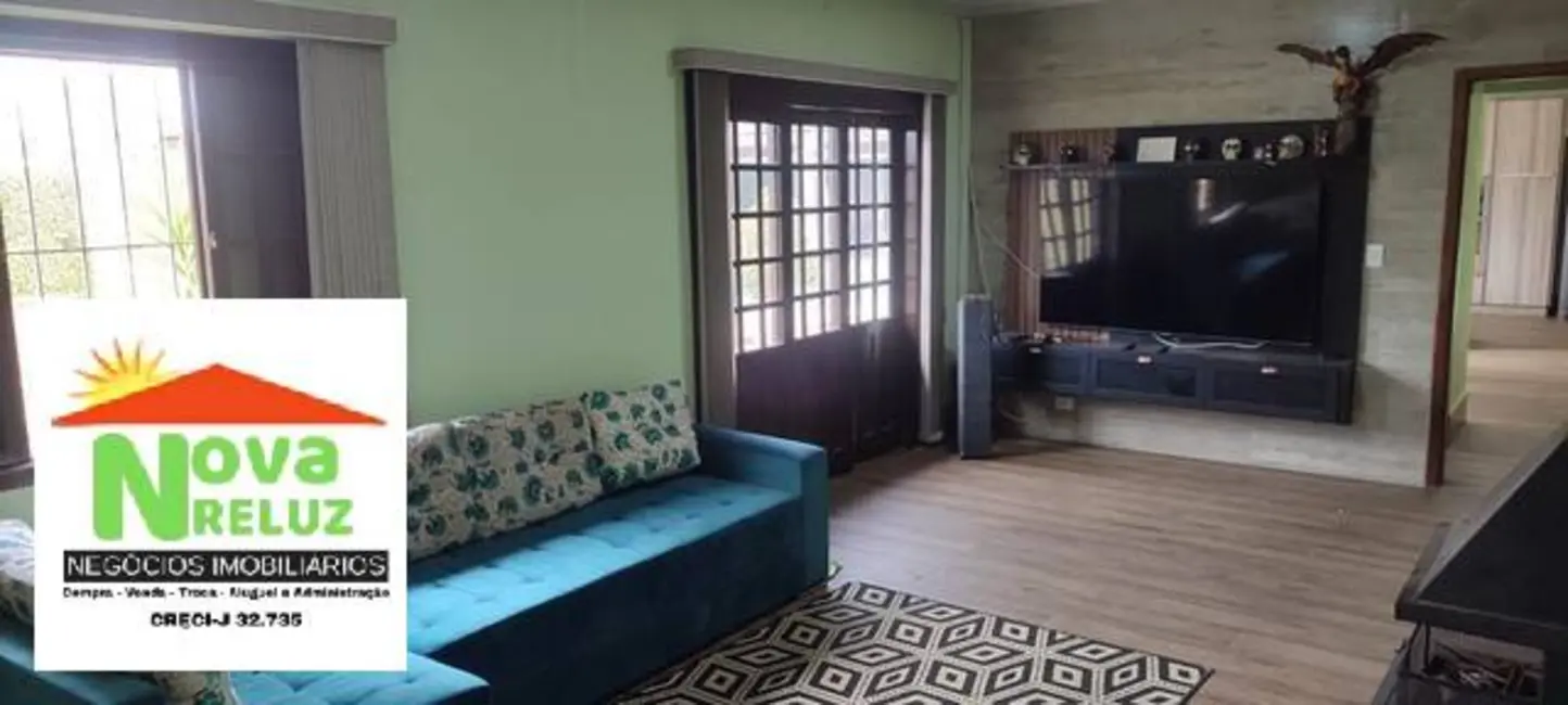 Chácara com 5 quartos à venda, 1200m2 em Jardim Paulista, Suzano - SP - imagem 4 Foto 4 de Chácara com 5 quartos à venda, 1200m2 em Jardim Paulista, Suzano - SP