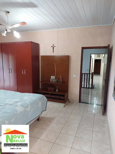 Chácara com 4 quartos à venda, 300m2 em Represa, Ribeirao Pires - SP - imagem 4 Foto 4 de Chácara com 4 quartos à venda, 300m2 em Represa, Ribeirao Pires - SP