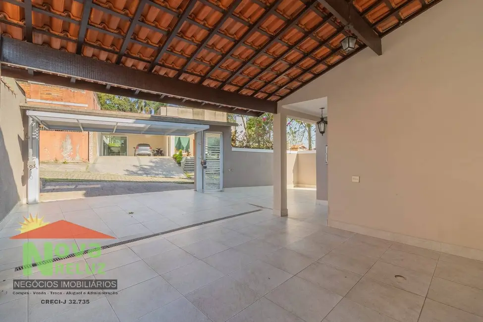 Chácara com 4 quartos à venda em Centro, Ribeirao Pires - SP - imagem 4 Foto 4 de Chácara com 4 quartos à venda em Centro, Ribeirao Pires - SP