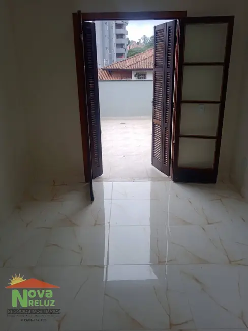 Foto 4 de Casa com 3 quartos à venda, 300m2 em Ribeirao Pires - SP