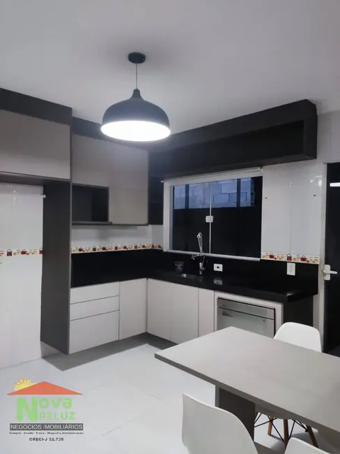 Foto 2 de Casa com 2 quartos para alugar em Jardim Itamaracá, Suzano - SP