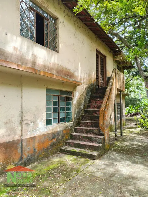 Chácara à venda, 1597m2 em Centro, Ribeirao Pires - SP - imagem 8 Foto 8 de Chácara à venda, 1597m2 em Centro, Ribeirao Pires - SP