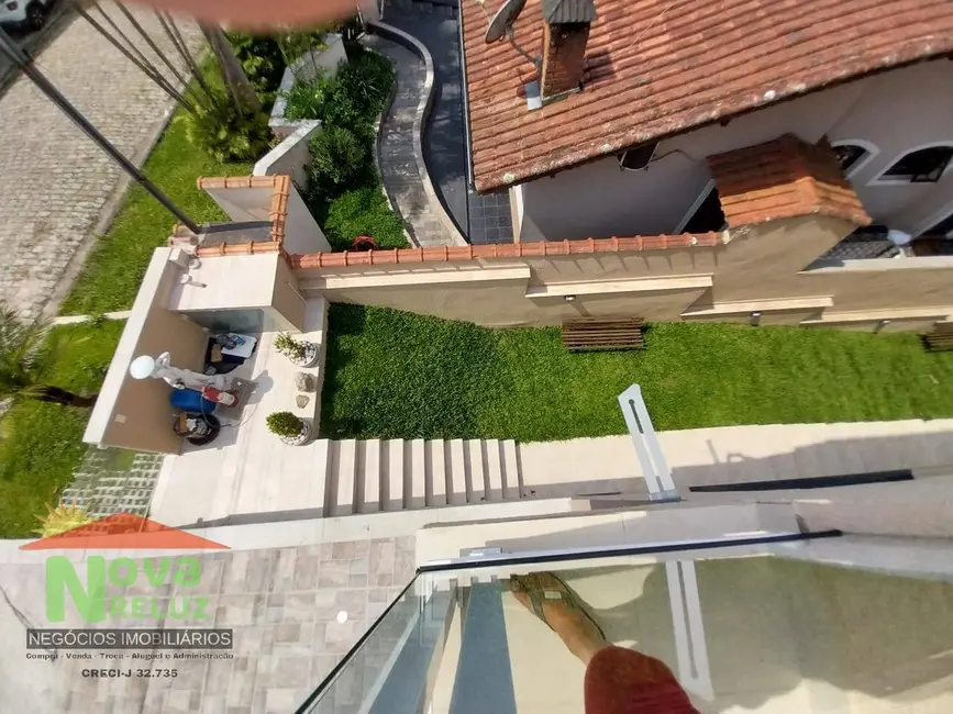 Casa com 3 quartos à venda, 450m2 em Centro, Ribeirao Pires - SP - imagem 4 Foto 4 de Casa com 3 quartos à venda, 450m2 em Centro, Ribeirao Pires - SP