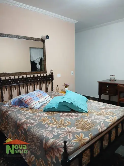 Casa com 5 quartos à venda, 470m2 em Ribeirao Pires - SP - imagem 3 Foto 3 de Casa com 5 quartos à venda, 470m2 em Ribeirao Pires - SP