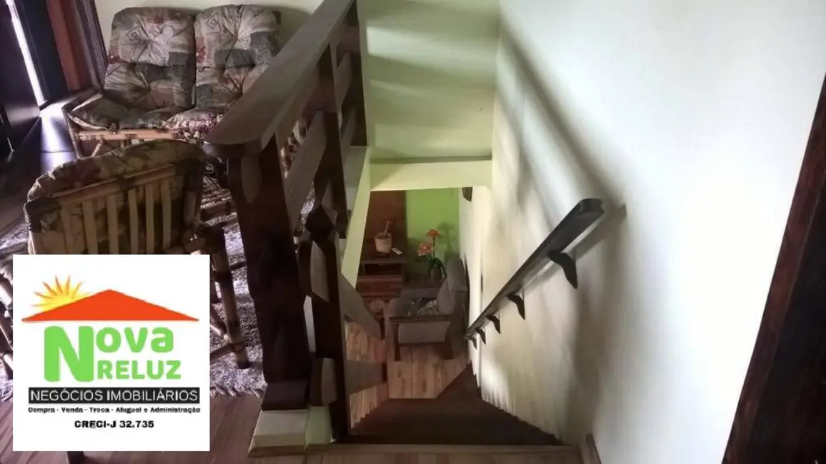 Casa com 3 quartos à venda, 331m2 em Centro, Ribeirao Pires - SP - imagem 4 Foto 4 de Casa com 3 quartos à venda, 331m2 em Centro, Ribeirao Pires - SP