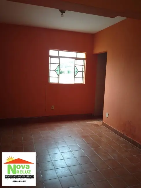 Chácara com 5 quartos à venda, 3000m2 em Parque Palmeiras, Suzano - SP - imagem 3 Foto 3 de Chácara com 5 quartos à venda, 3000m2 em Parque Palmeiras, Suzano - SP