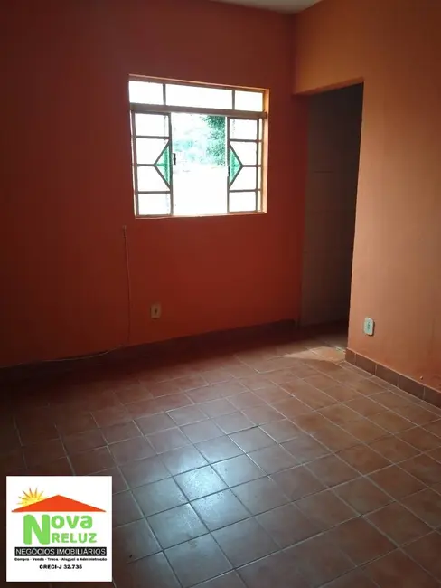 Chácara com 5 quartos à venda, 3000m2 em Parque Palmeiras, Suzano - SP - imagem 4 Foto 4 de Chácara com 5 quartos à venda, 3000m2 em Parque Palmeiras, Suzano - SP