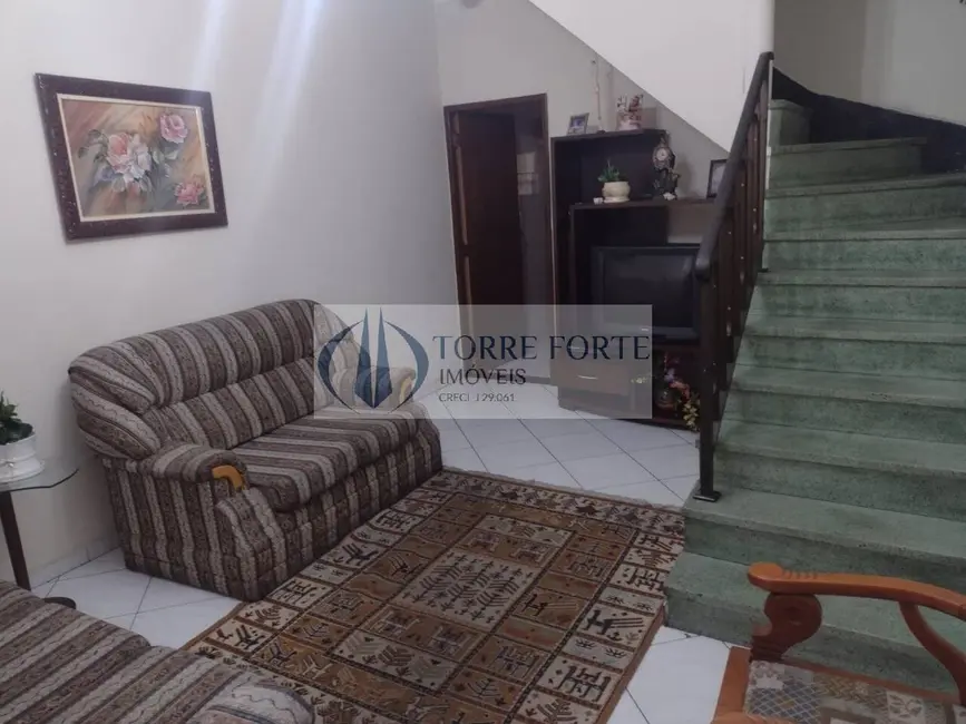 Foto 2 de Casa com 3 quartos à venda, 118m2 em Cidade Mãe do Céu, São Paulo - SP