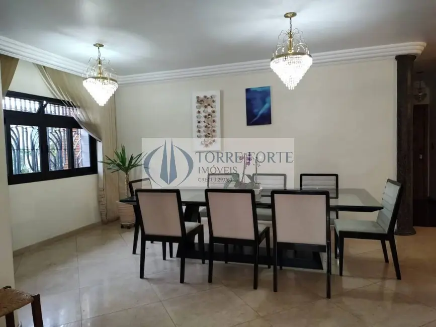 Foto 1 de Casa com 5 quartos à venda, 450m2 em Vila Londrina, São Paulo - SP