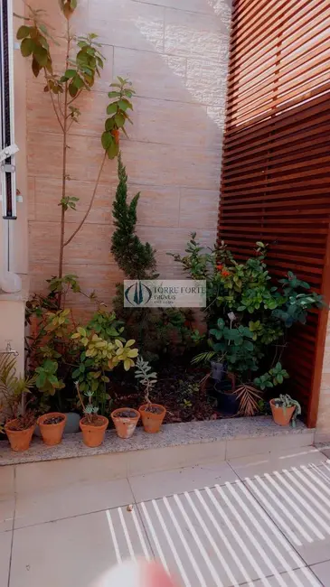 Foto 2 de Casa com 3 quartos à venda, 193m2 em Olímpico, Sao Caetano Do Sul - SP