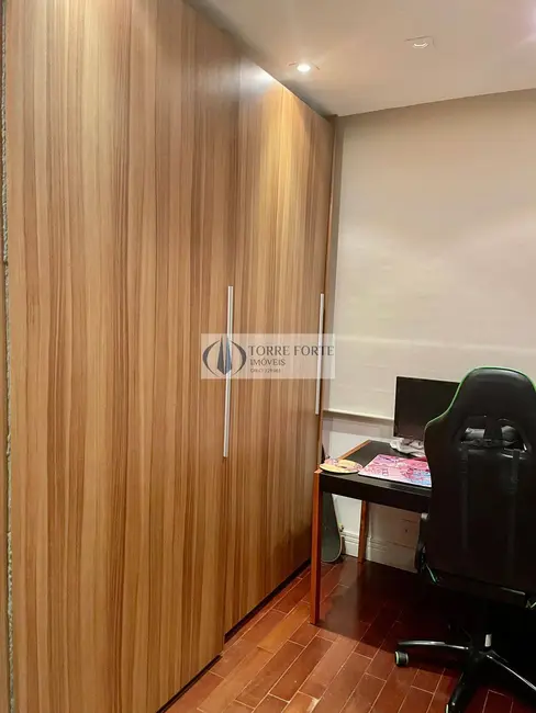 Apartamento com 3 quartos à venda, 181m2 em Vila Regente Feijó, São Paulo - SP - imagem 9 Foto 9 de Apartamento com 3 quartos à venda, 181m2 em Vila Regente Feijó, São Paulo - SP