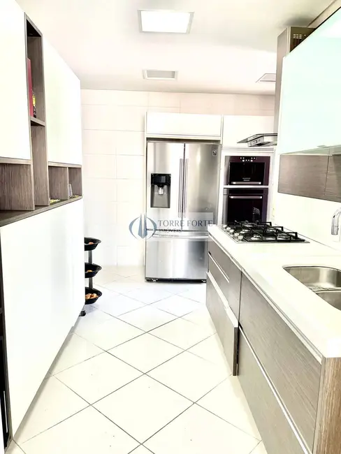 Apartamento com 3 quartos à venda, 181m2 em Vila Regente Feijó, São Paulo - SP - imagem 5 Foto 5 de Apartamento com 3 quartos à venda, 181m2 em Vila Regente Feijó, São Paulo - SP