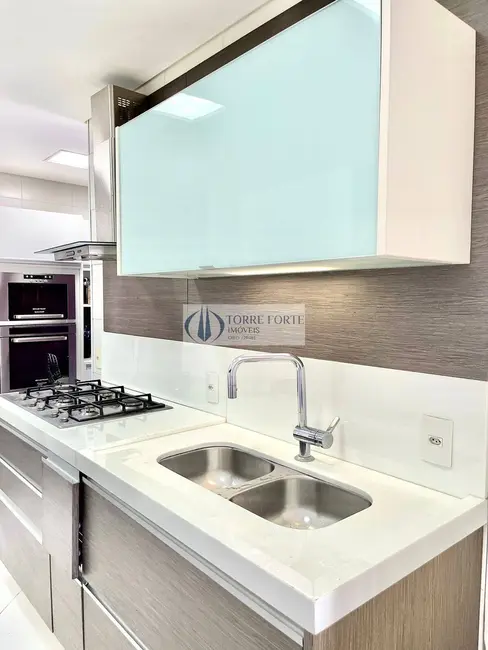 Apartamento com 3 quartos à venda, 181m2 em Vila Regente Feijó, São Paulo - SP - imagem 7 Foto 7 de Apartamento com 3 quartos à venda, 181m2 em Vila Regente Feijó, São Paulo - SP