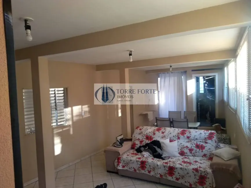 Casa com 2 quartos à venda, 250m2 em Sapopemba, São Paulo - SP - imagem 5 Foto 5 de Casa com 2 quartos à venda, 250m2 em Sapopemba, São Paulo - SP