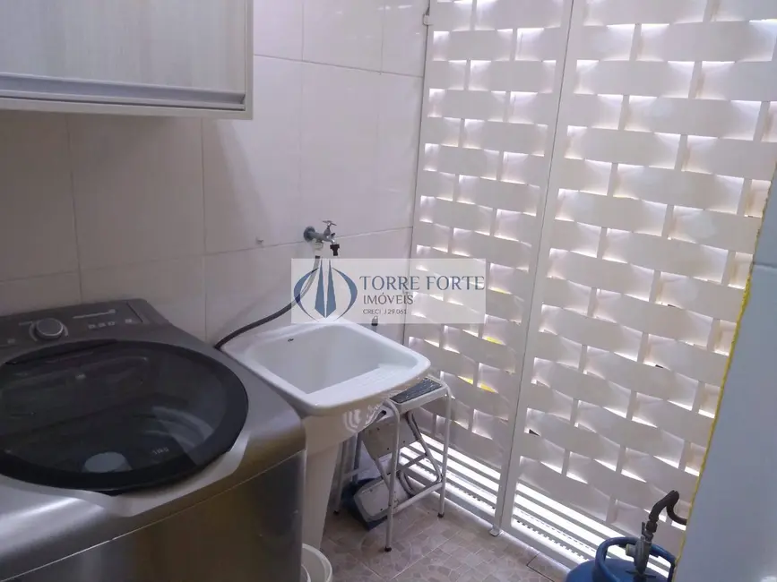 Foto 2 de Casa com 2 quartos à venda, 85m2 em Vila Carrão, São Paulo - SP