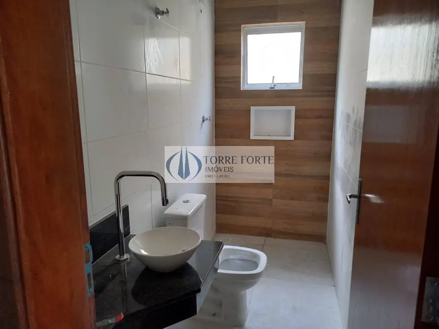 Foto 6 de Casa com 2 quartos à venda, 132m2 em Itanhaem - SP