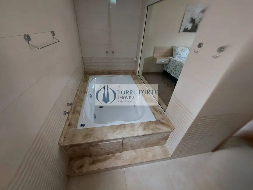 Casa com 4 quartos à venda, 247m2 em Vila Laís, São Paulo - SP - imagem 9 Foto 9 de Casa com 4 quartos à venda, 247m2 em Vila Laís, São Paulo - SP